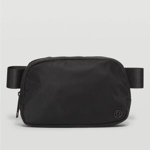Lululemon Everywhere Belt Bag 1L
